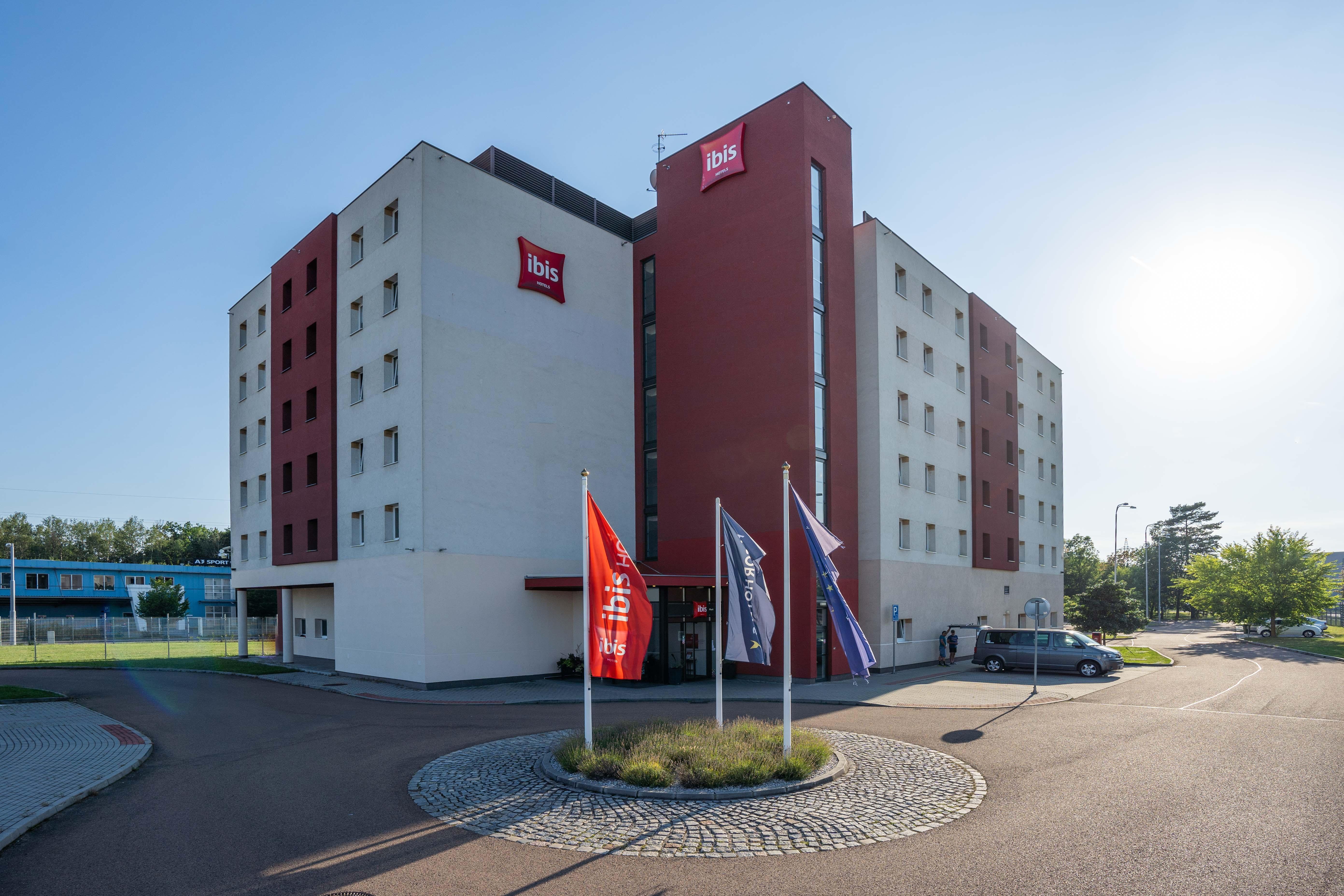 Ibis Hotel Plzen Ngoại thất bức ảnh