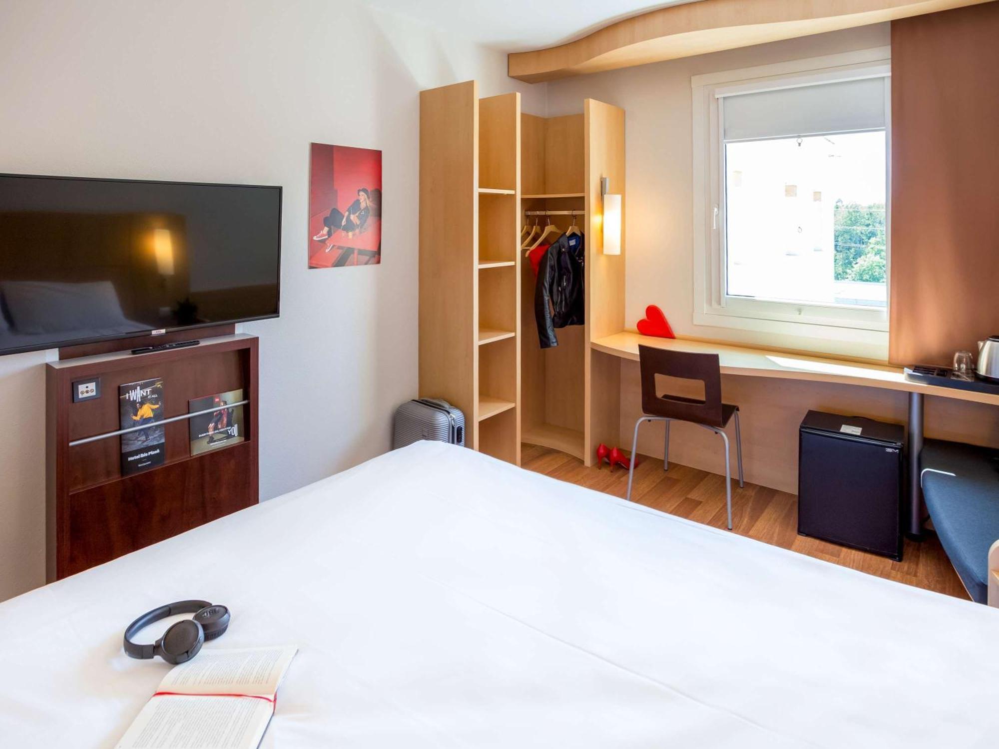 Ibis Hotel Plzen Ngoại thất bức ảnh