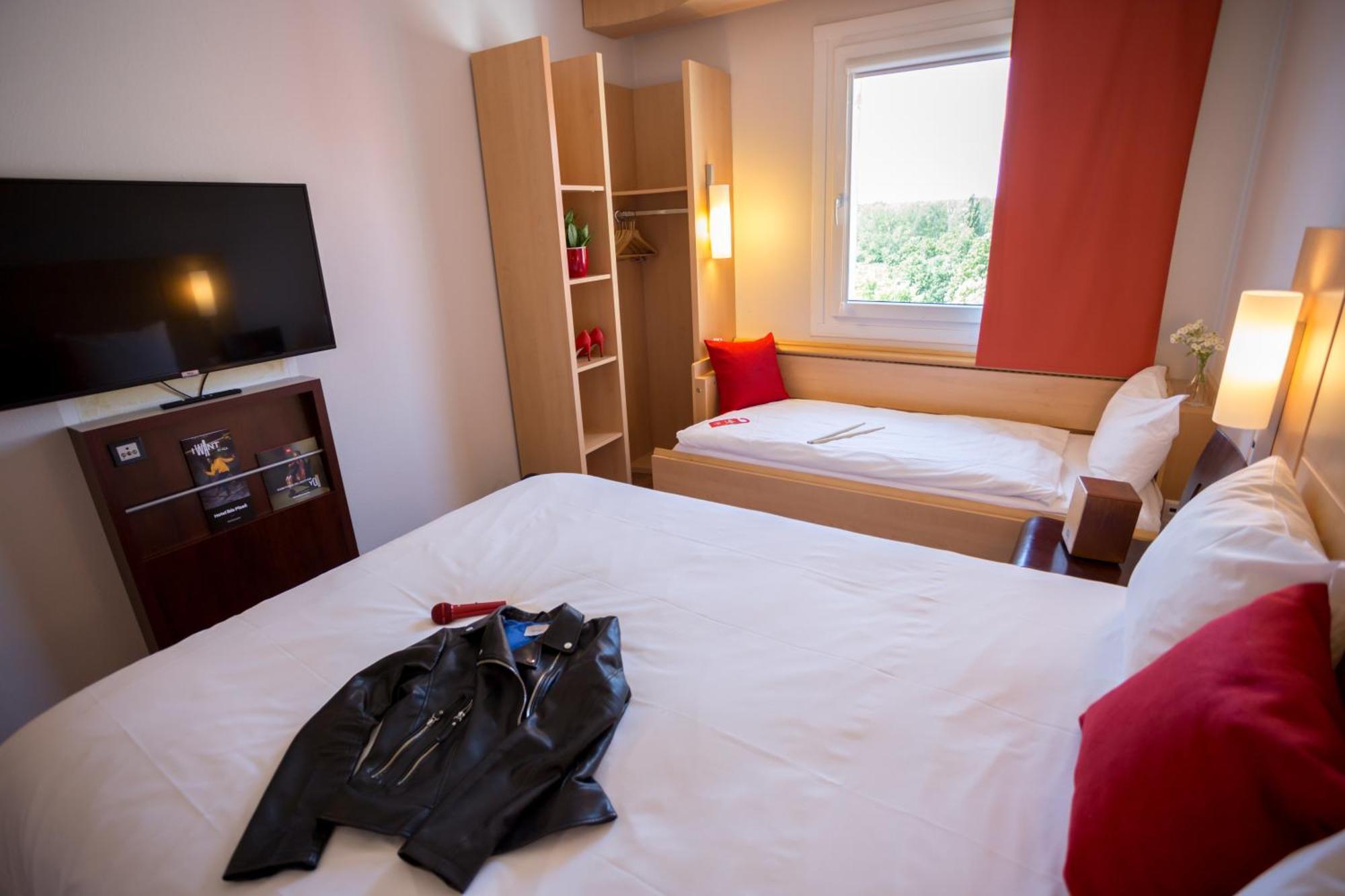 Ibis Hotel Plzen Ngoại thất bức ảnh